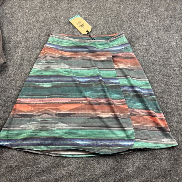 PRANA Womens Fiefer Skirt Granite Bonita NWT size: Small - Picture 2 of 9